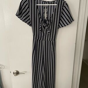 Navy white striped jumper jumpsuit size 9 Crystal Sky